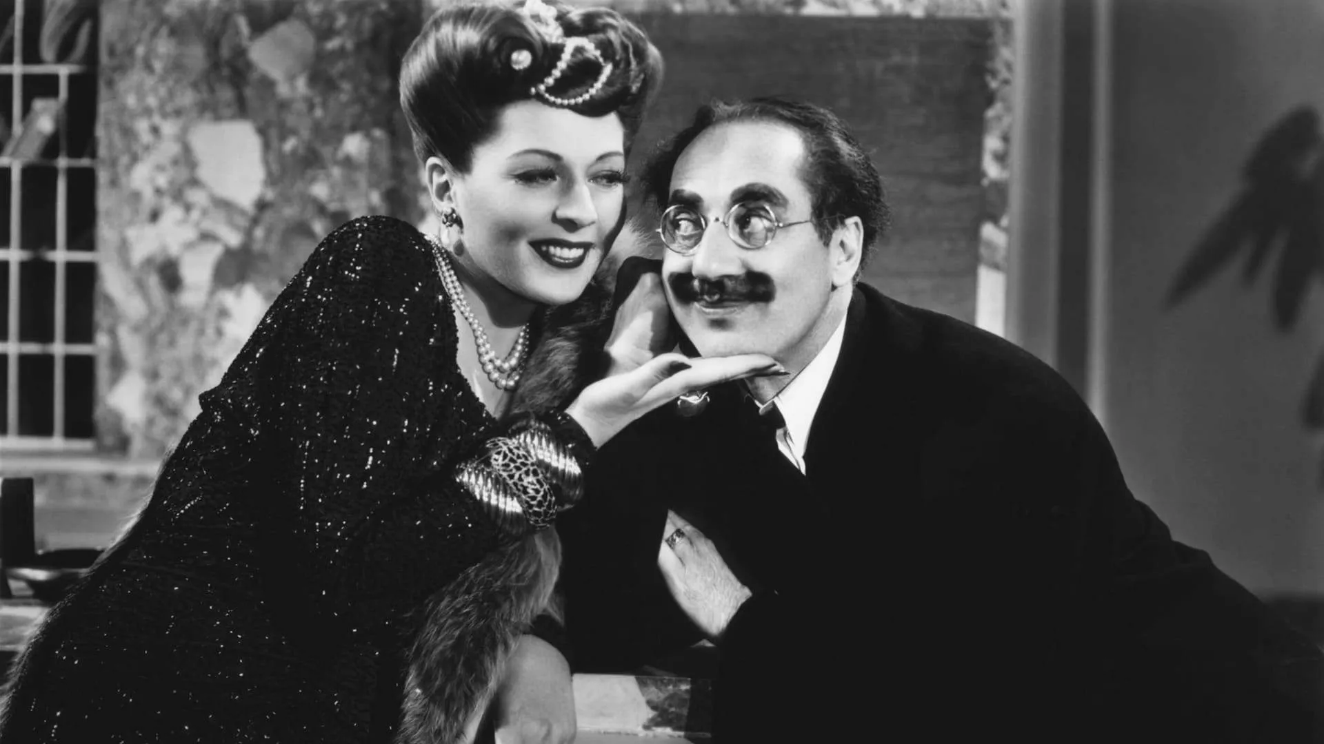 A Night In Casablanca (1946)