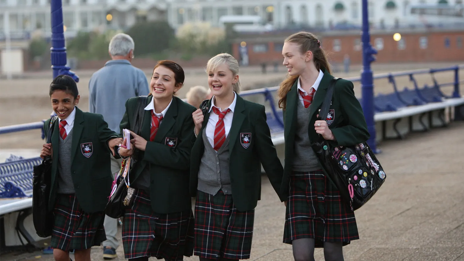 Angus, Thongs and Perfect Snogging (2008)