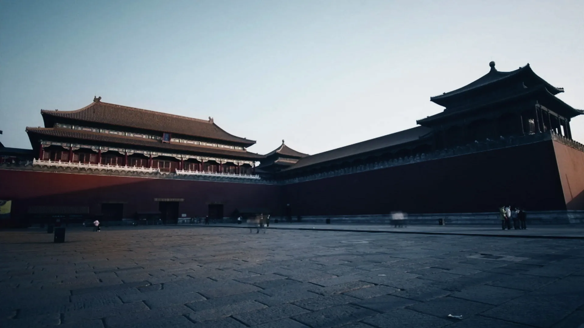 Supersize Structures