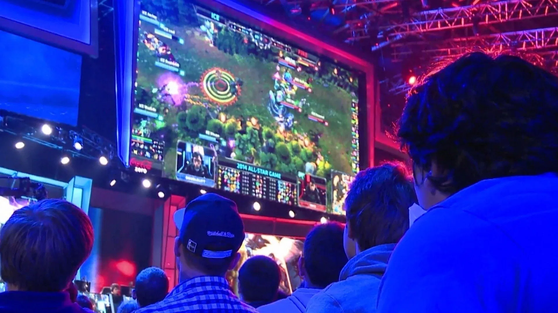 League of Legends Learning to Lead (2017)