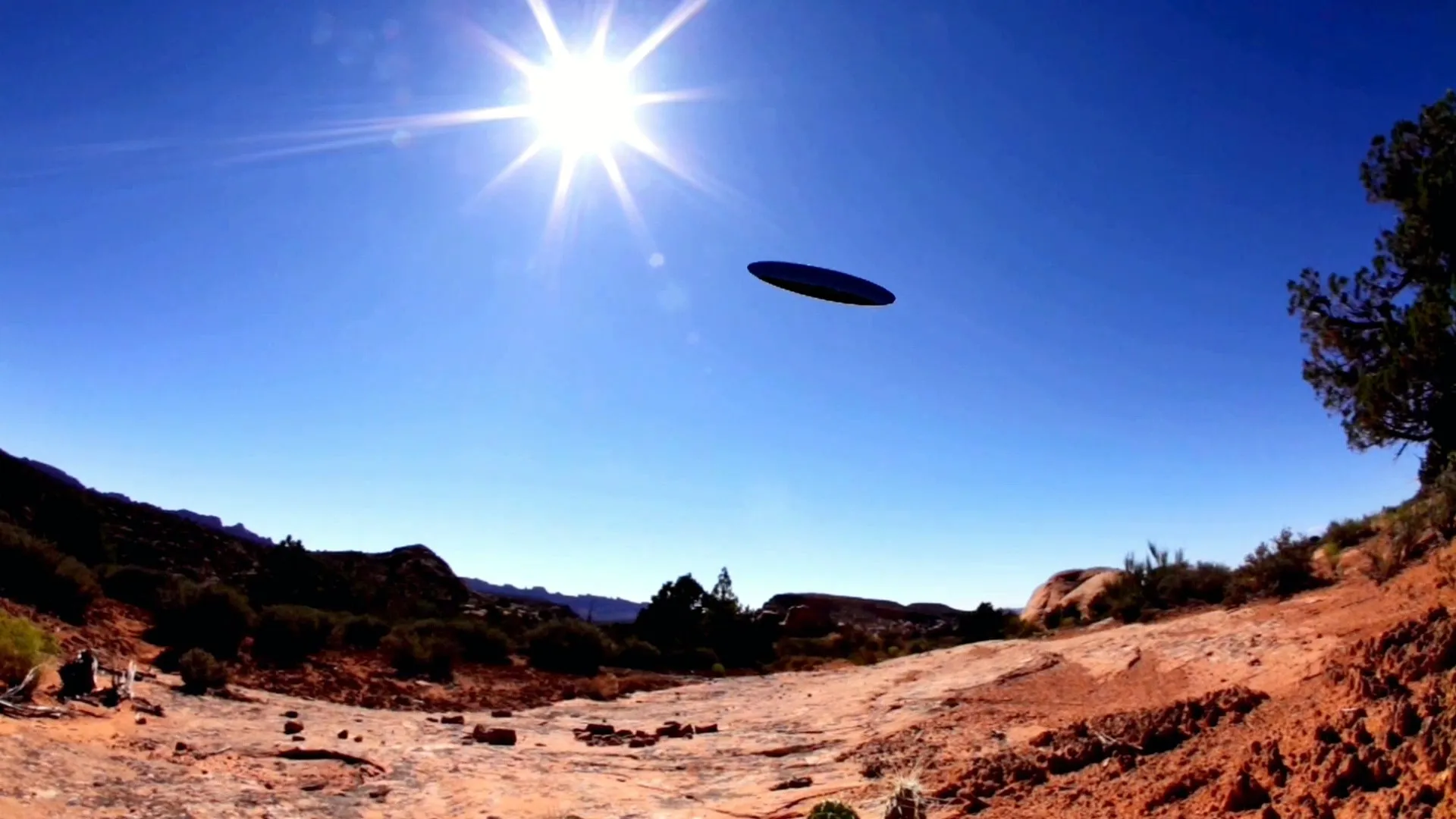 Alien Contact: UFO Invaders (2016)