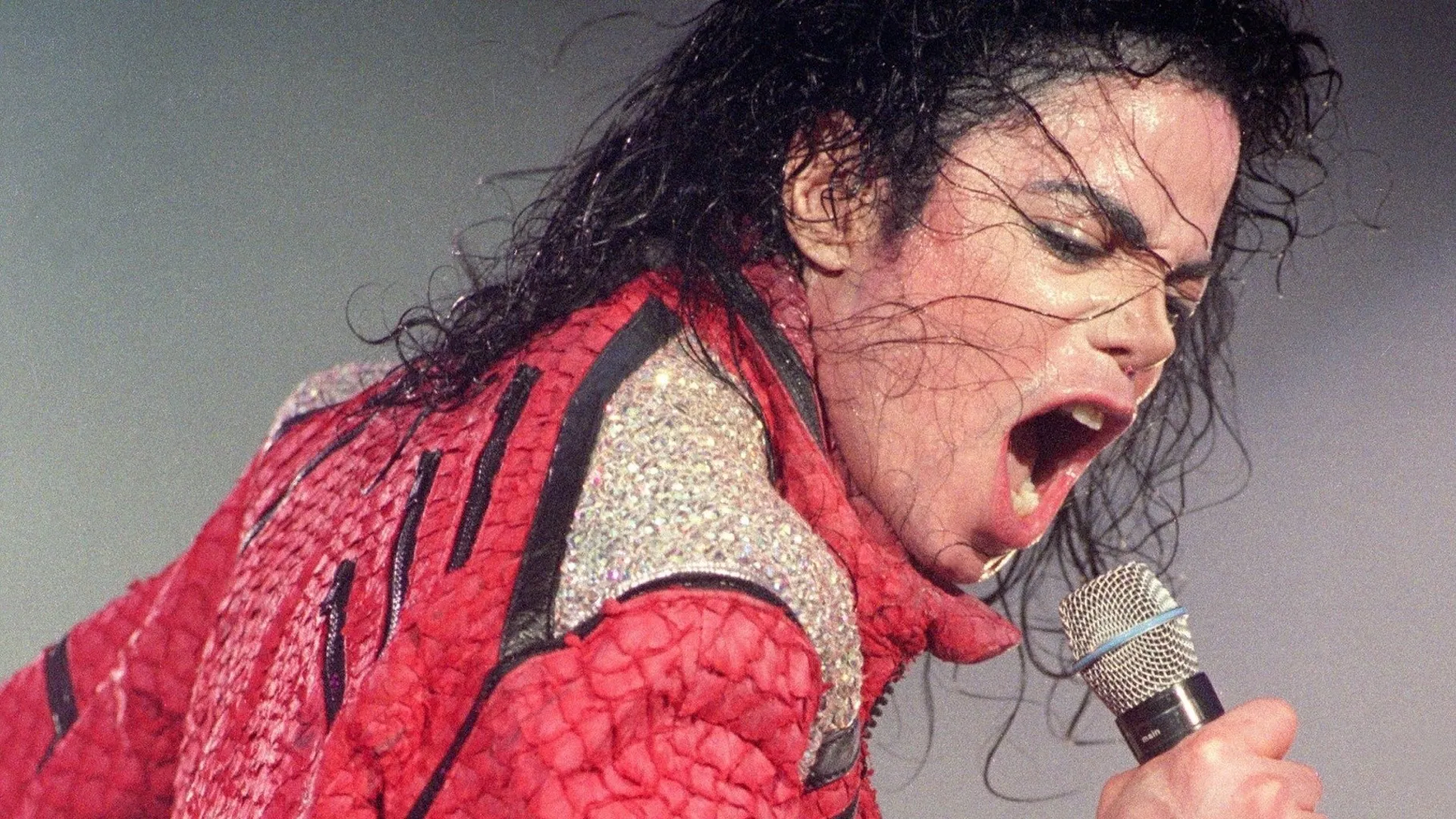 Michael Jackson: Unmasked