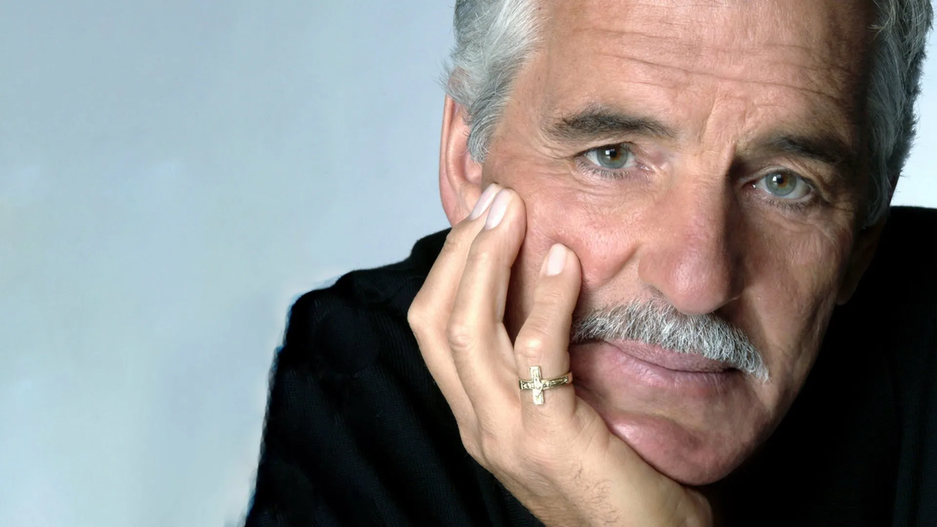 Unsolved Mysteries with Dennis Farina