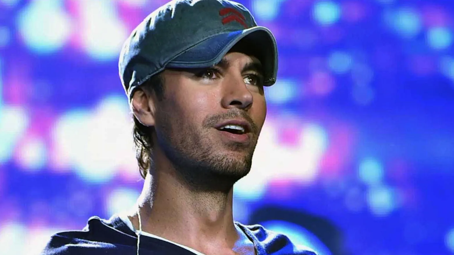 Enrique Iglesias: Latin Love