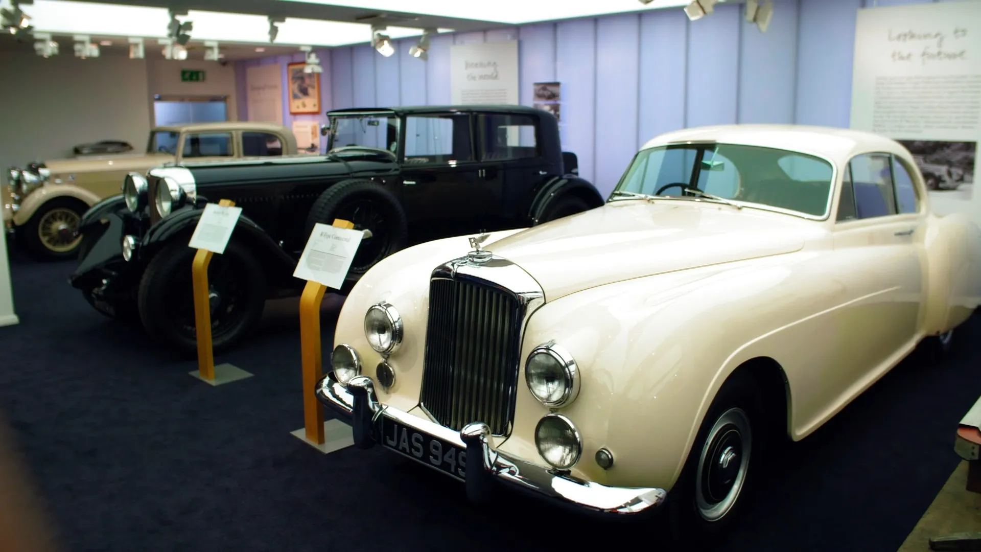 Inside Bentley: A Great British Motor Car