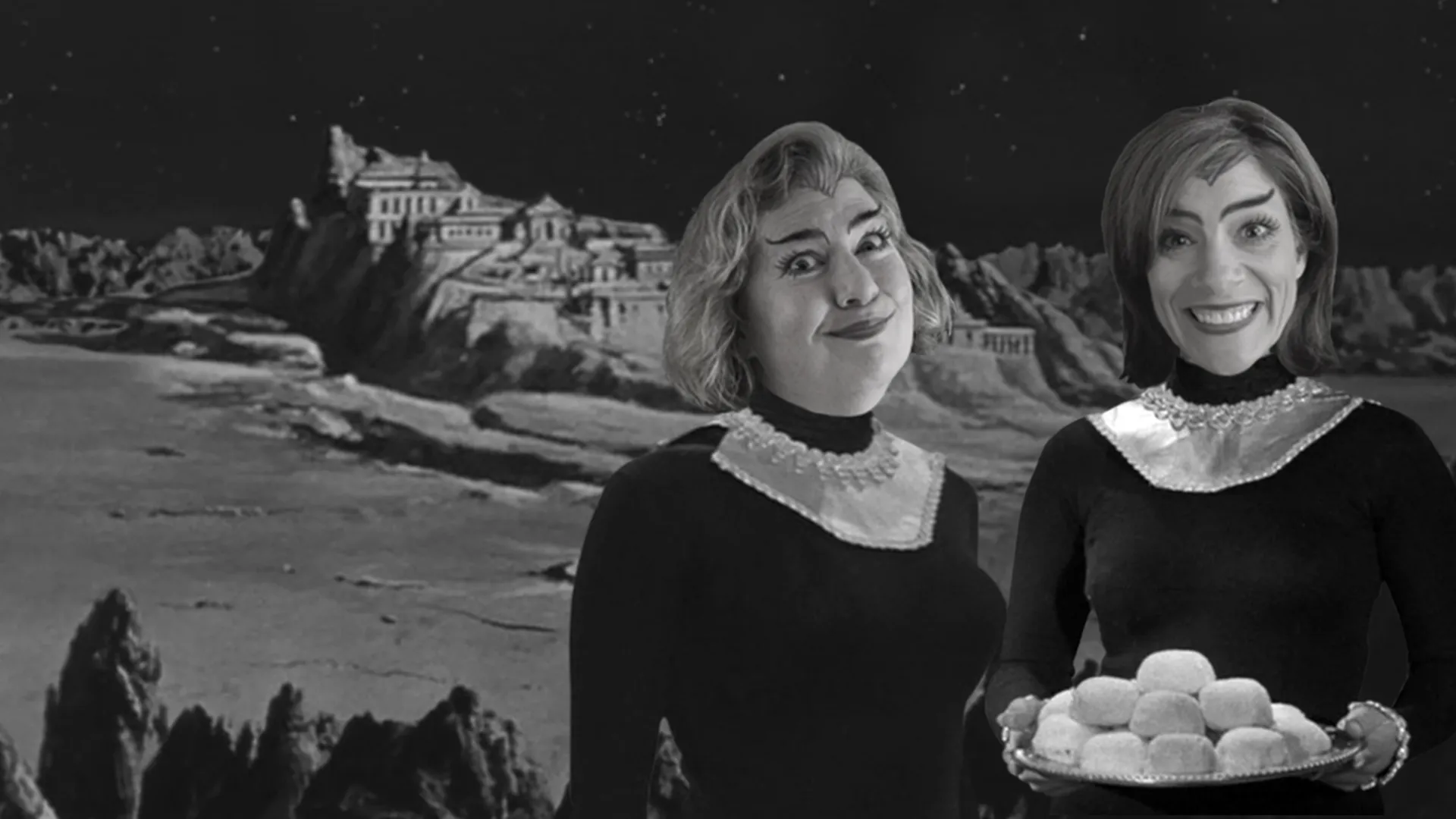 RiffTrax: Catwomen of the Moon