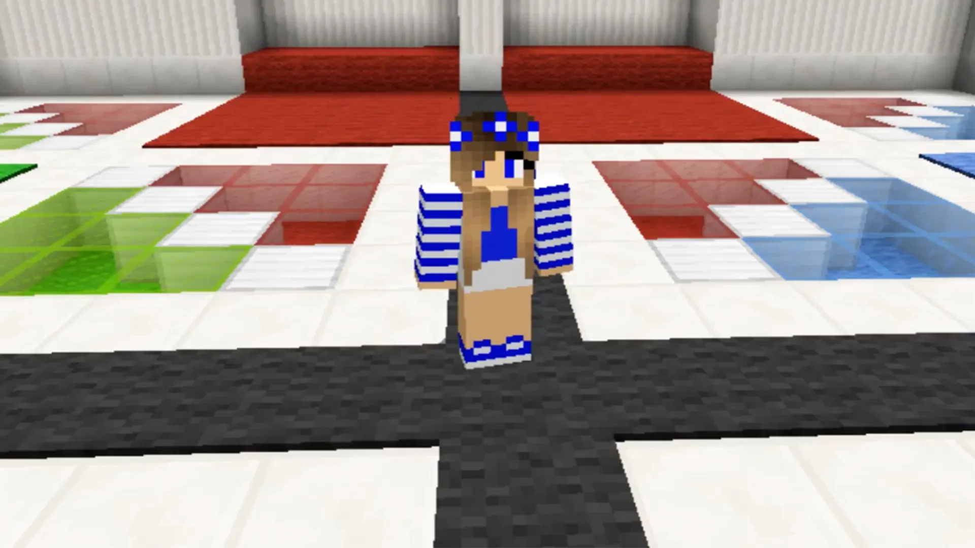 Little Carly Plays Minecraft