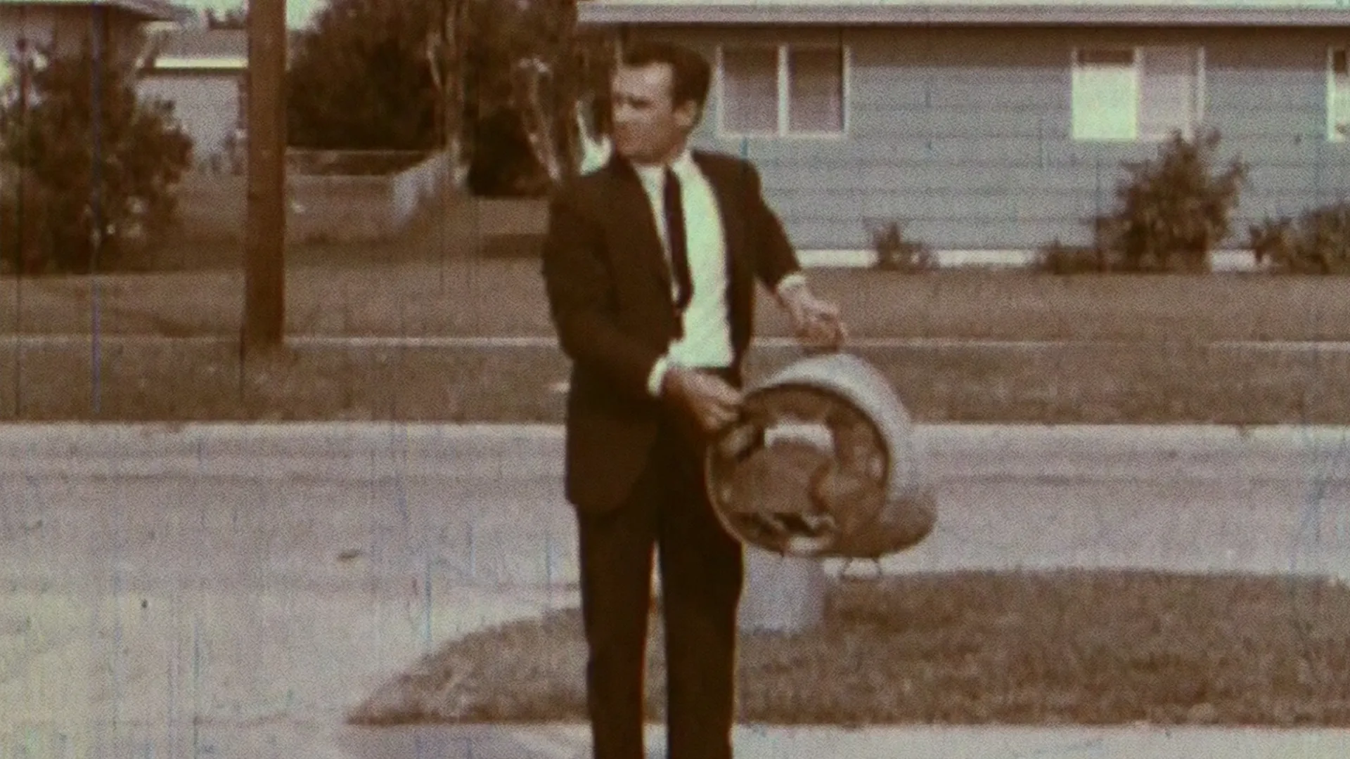 RiffTrax Short: It Must Be The Neighbors