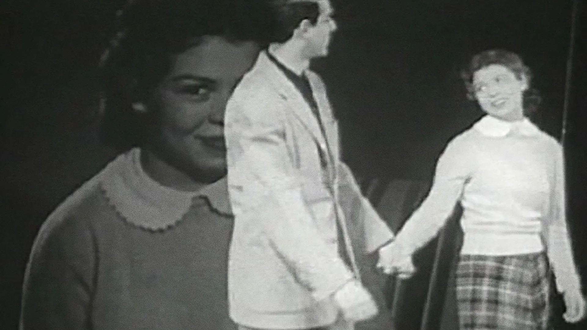RiffTrax Short: Going Steady