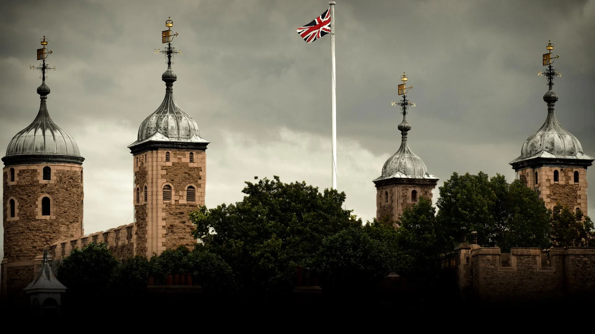 Inside The Tower of London: Crimes, Conspiracies, Confessions