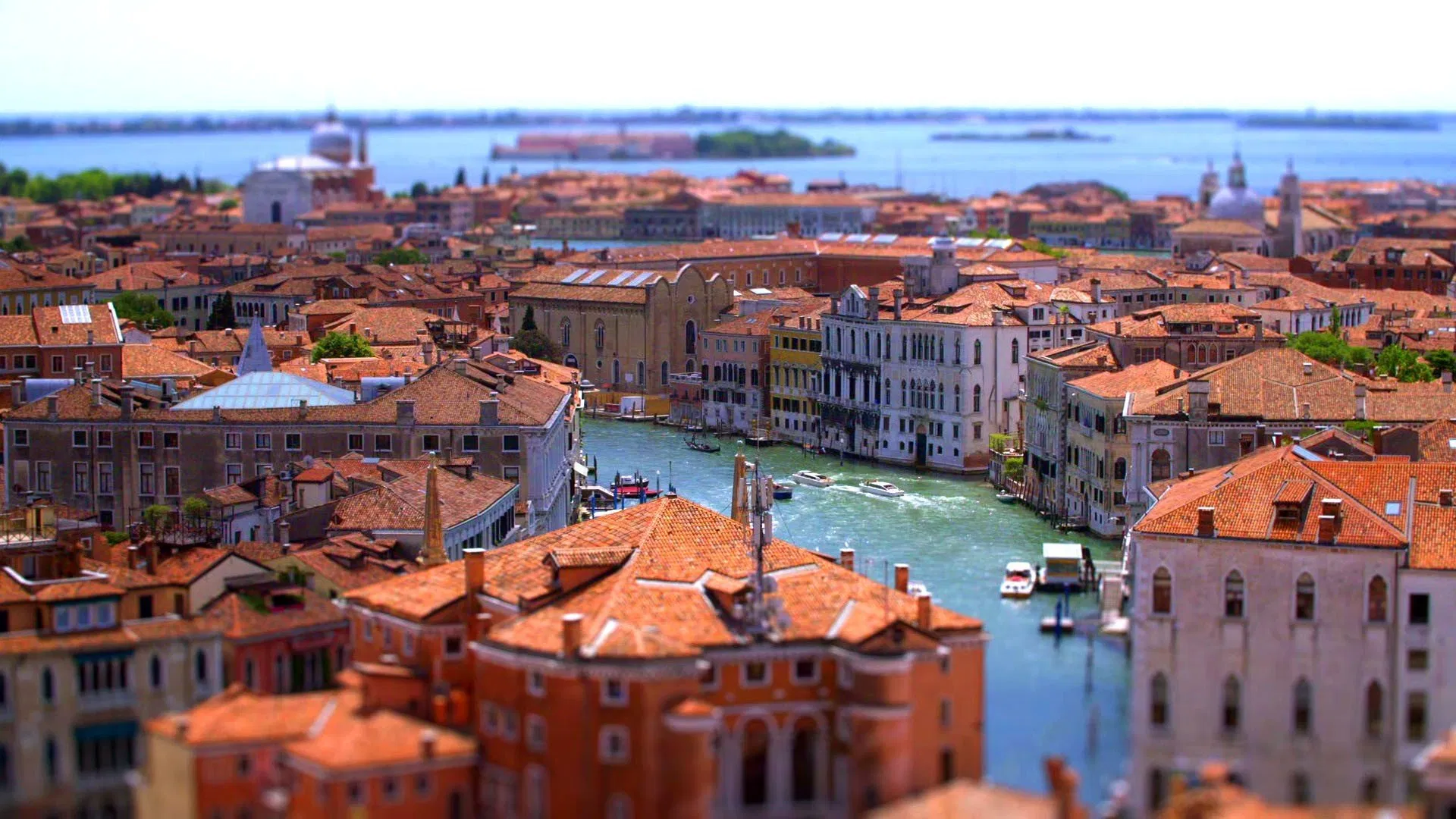 Venice: The Technological Challenge Through The Ages