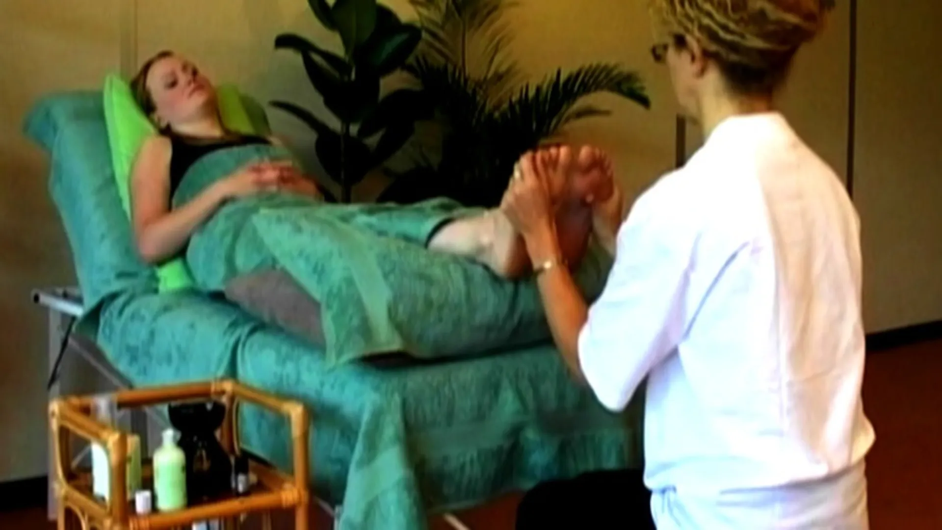 Reflexology: A Day at the Spa Collection