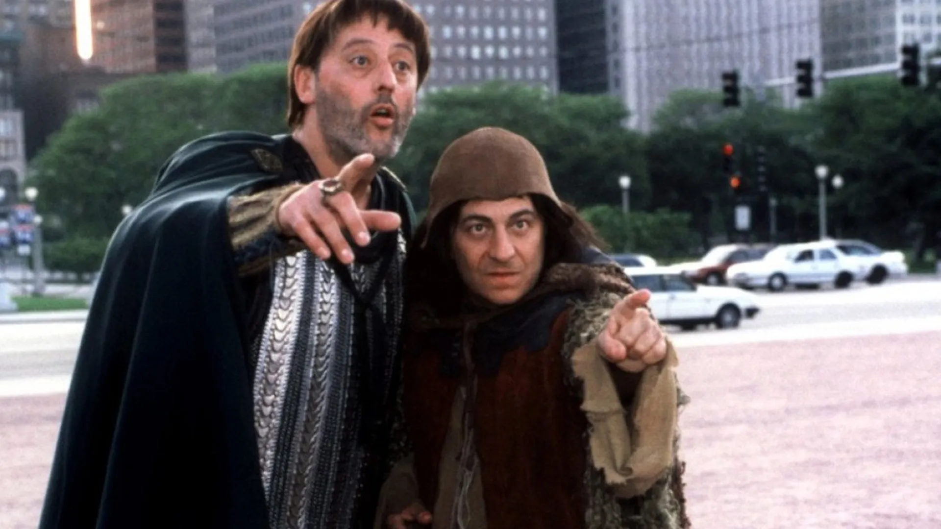 Dos colgados en Chicago (Los visitantes cruzan el charco)
