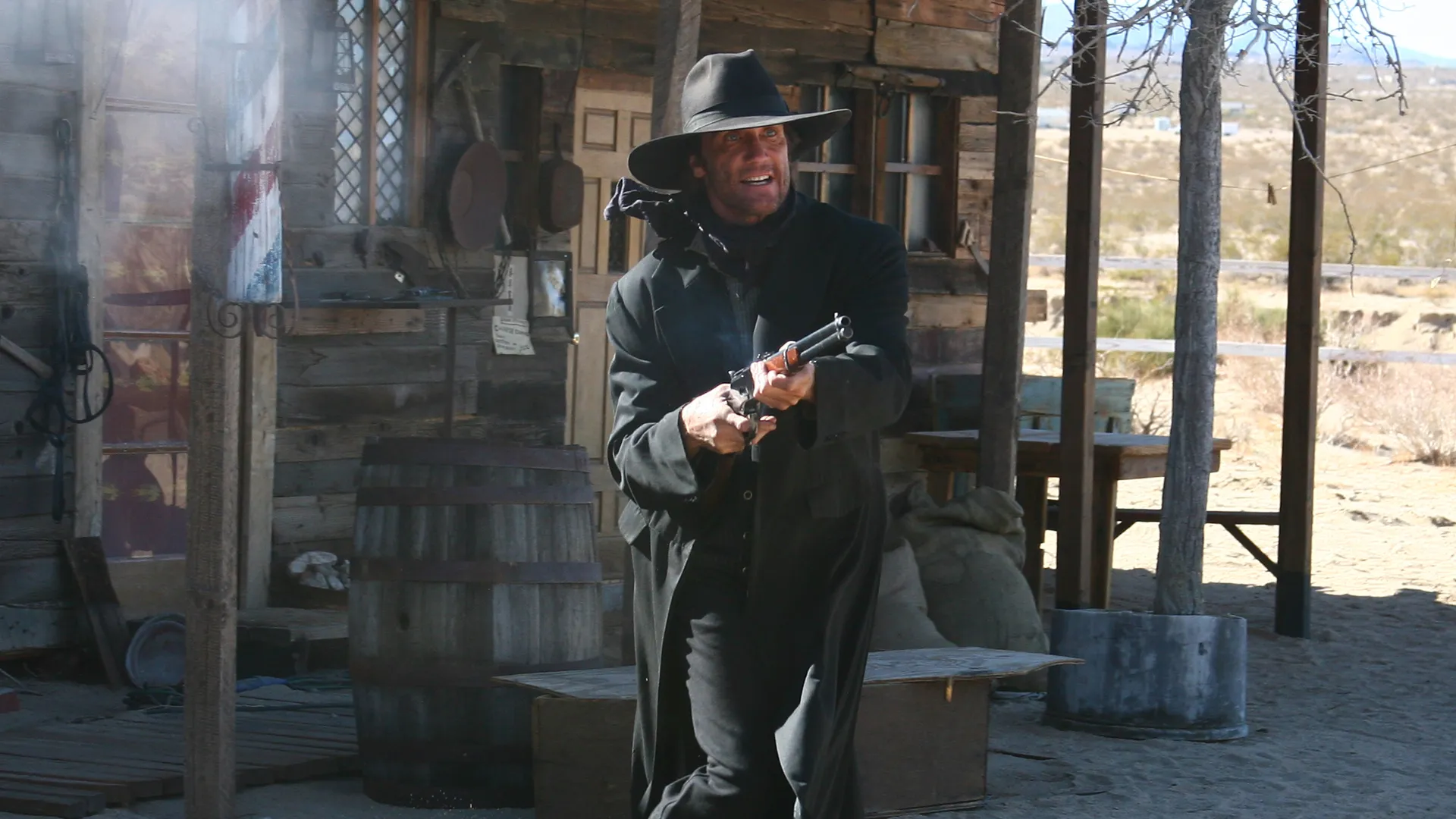 6 Guns