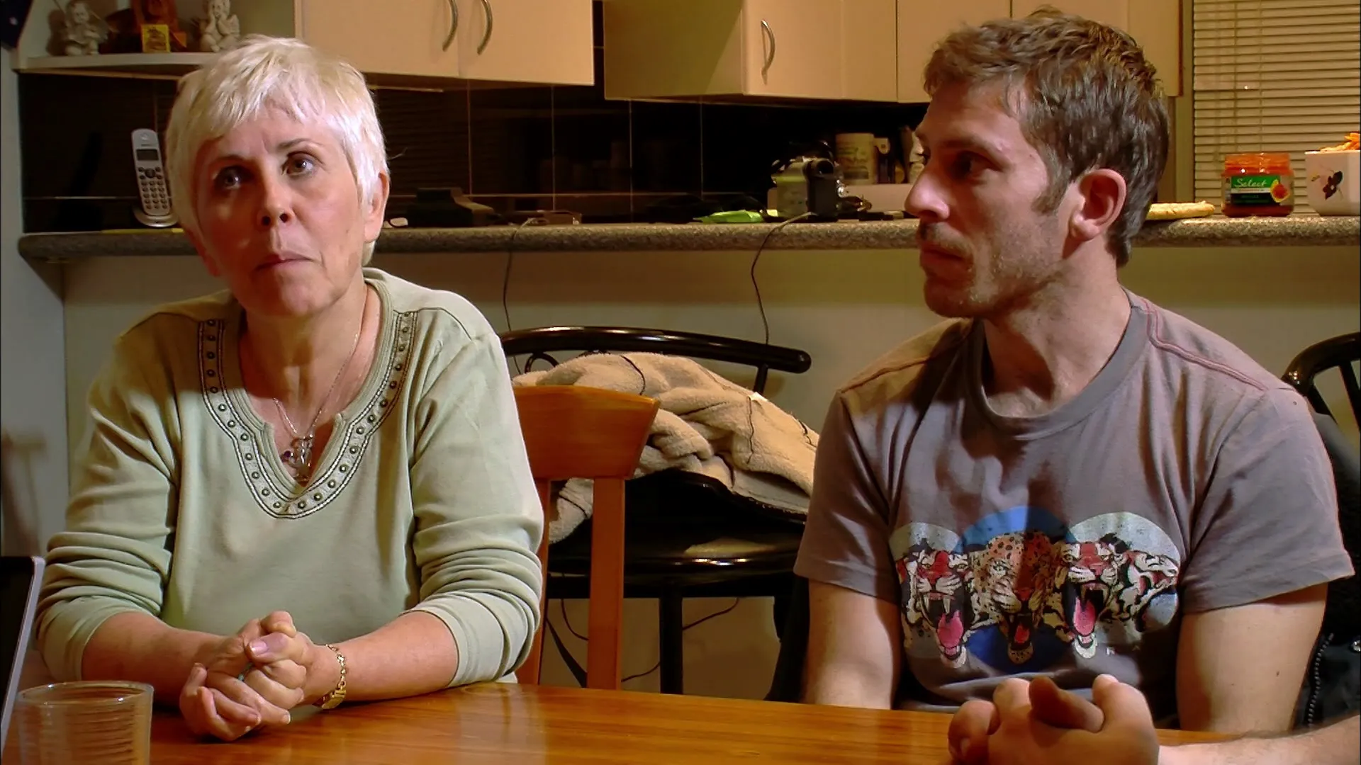 My Mum Talks To Aliens