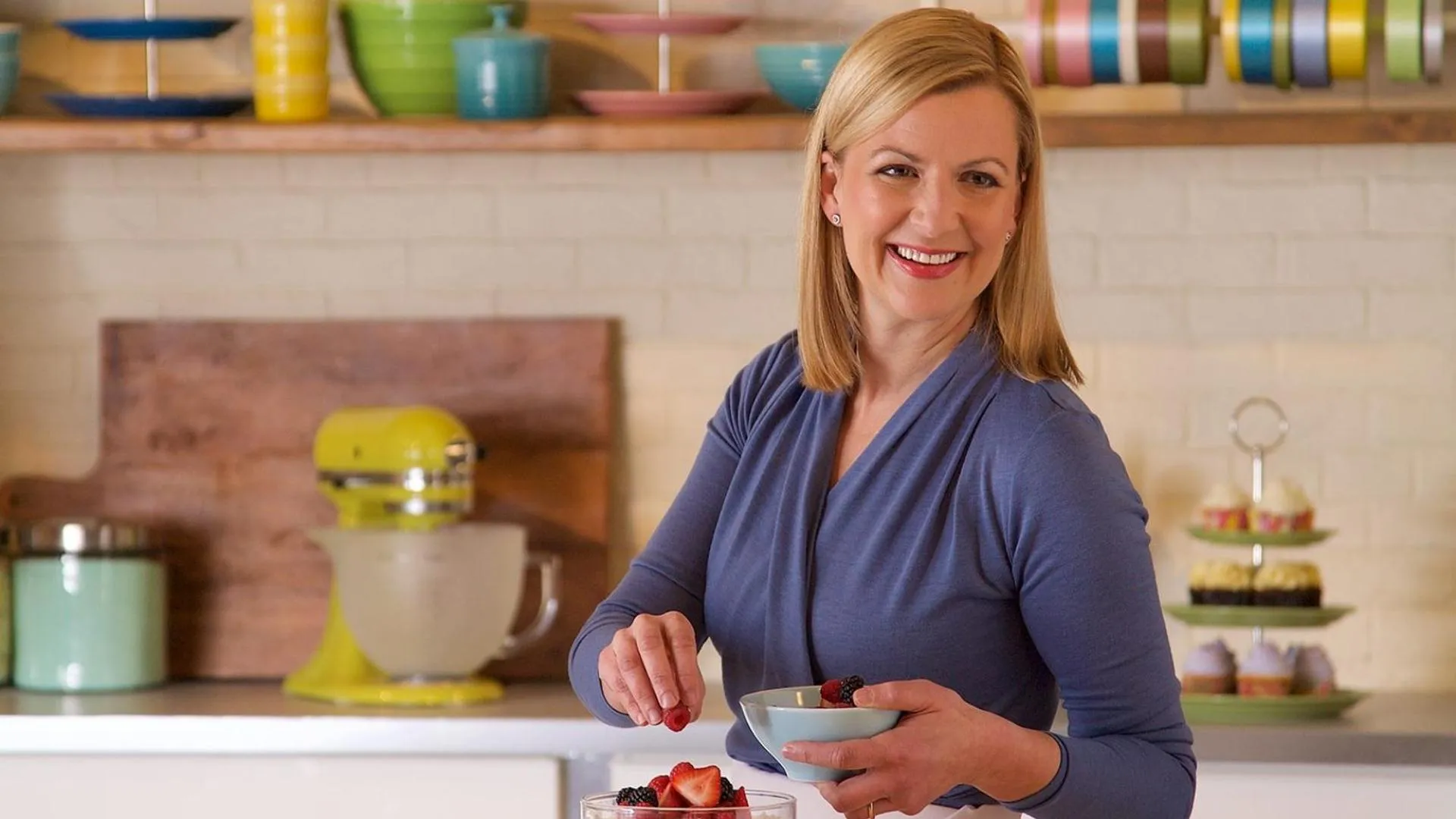 Bake With Anna Olson