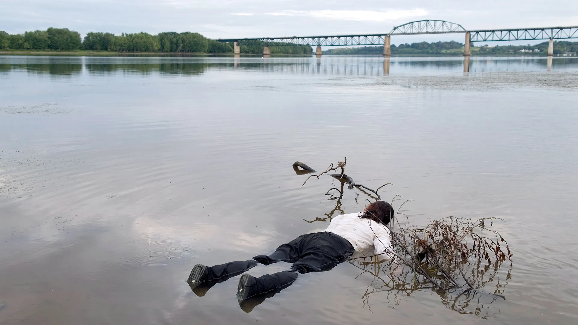 Les Eaux Troubles du Crime