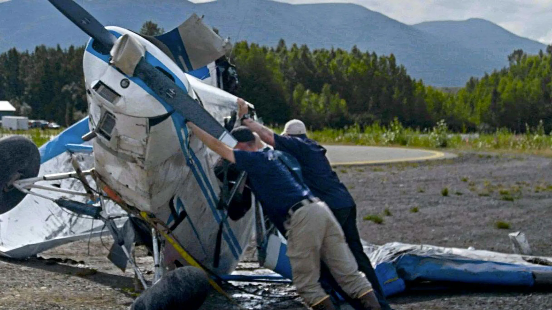 Alaska Aircrash Investigations LT