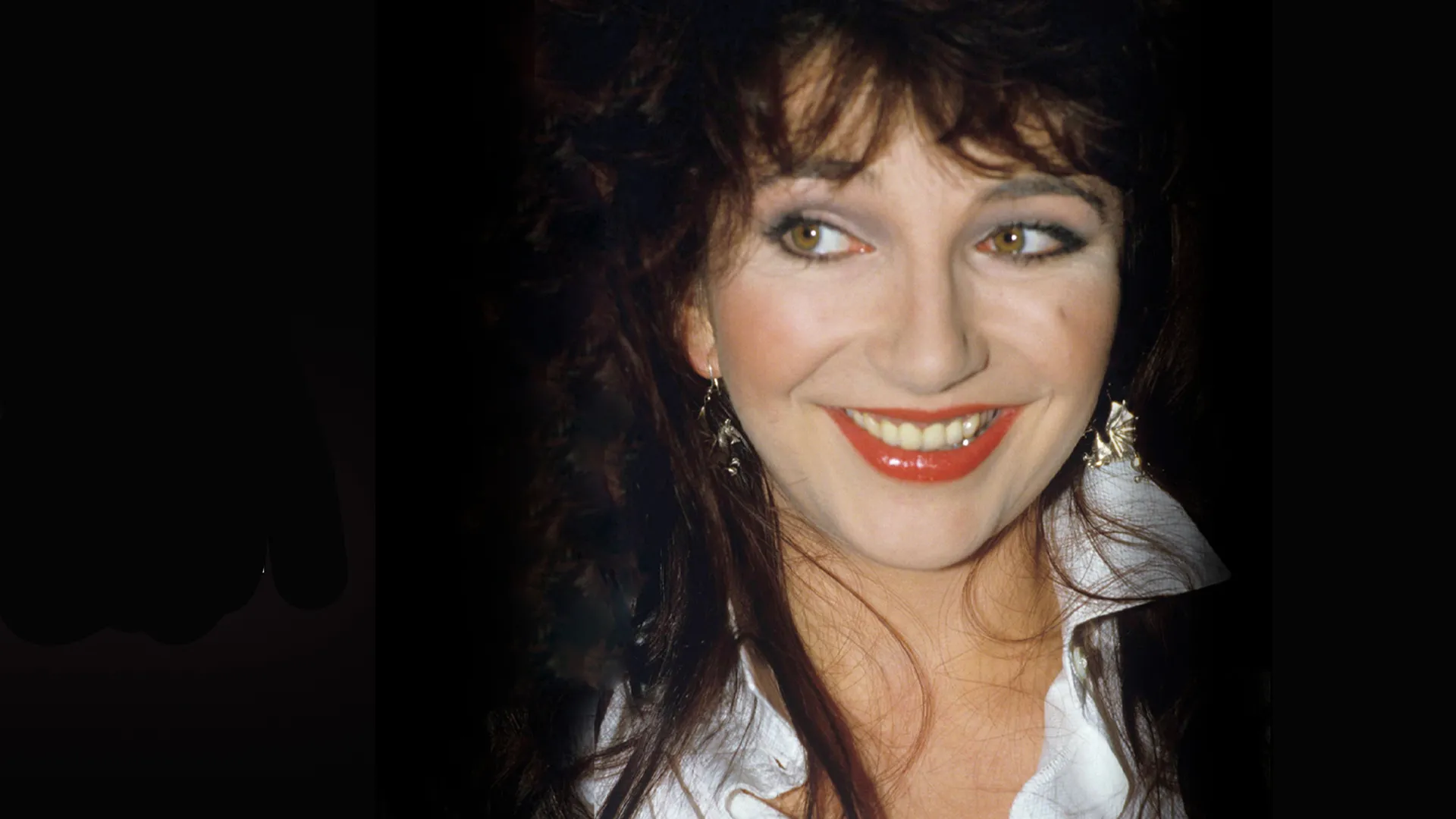 Kate Bush - The Hounds Run Up The Hill