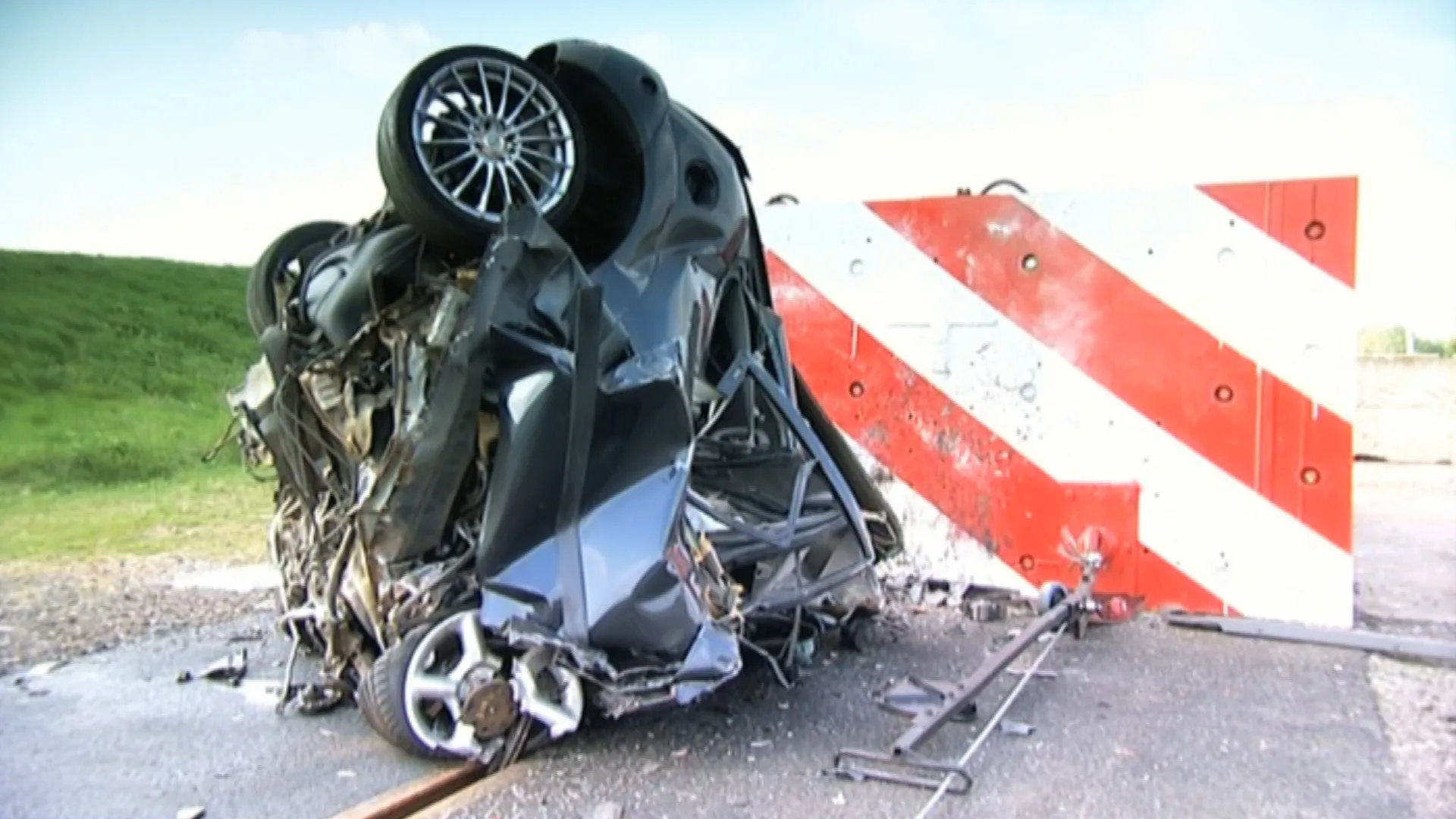 FIFTH GEAR - The Ultimate Crash Test