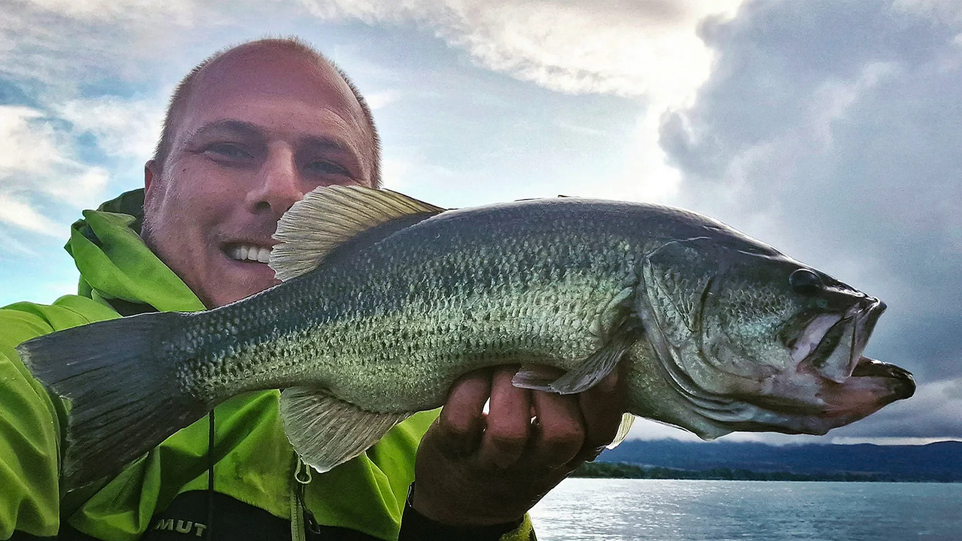 Topwaterangeln auf Blackbass in Italien