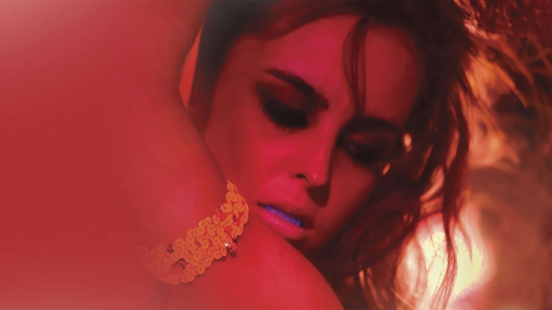 Paradise Club - O Pecado Mora Aqui
