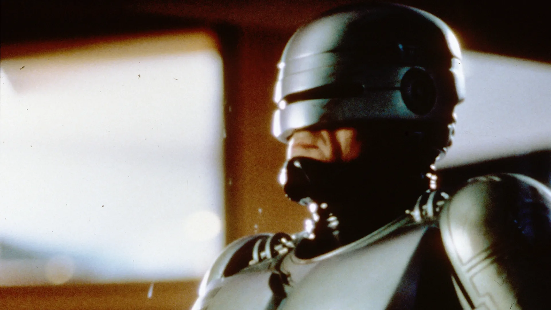 Robocop-Crash & Burn