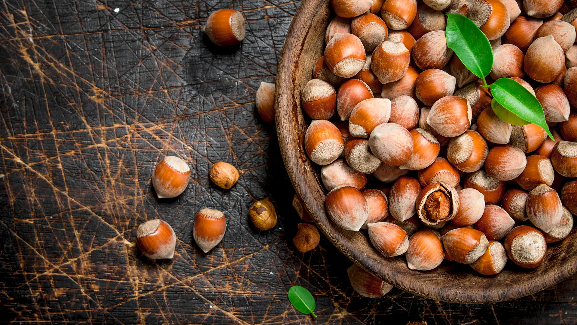 Carbognano piovono nocciole!