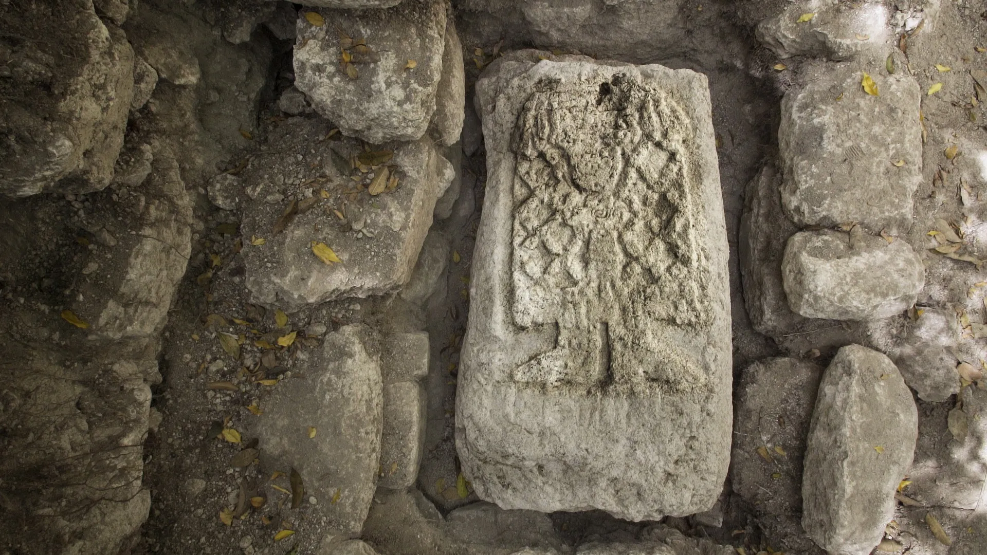 Naachtun, the Forgotten Mayan City