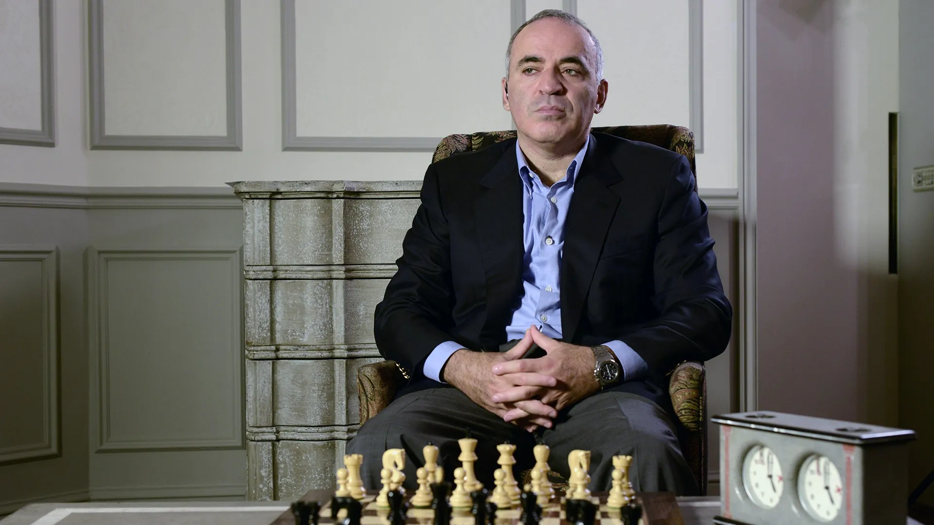 Karpov - Kasparov, Two Kings for a Crown