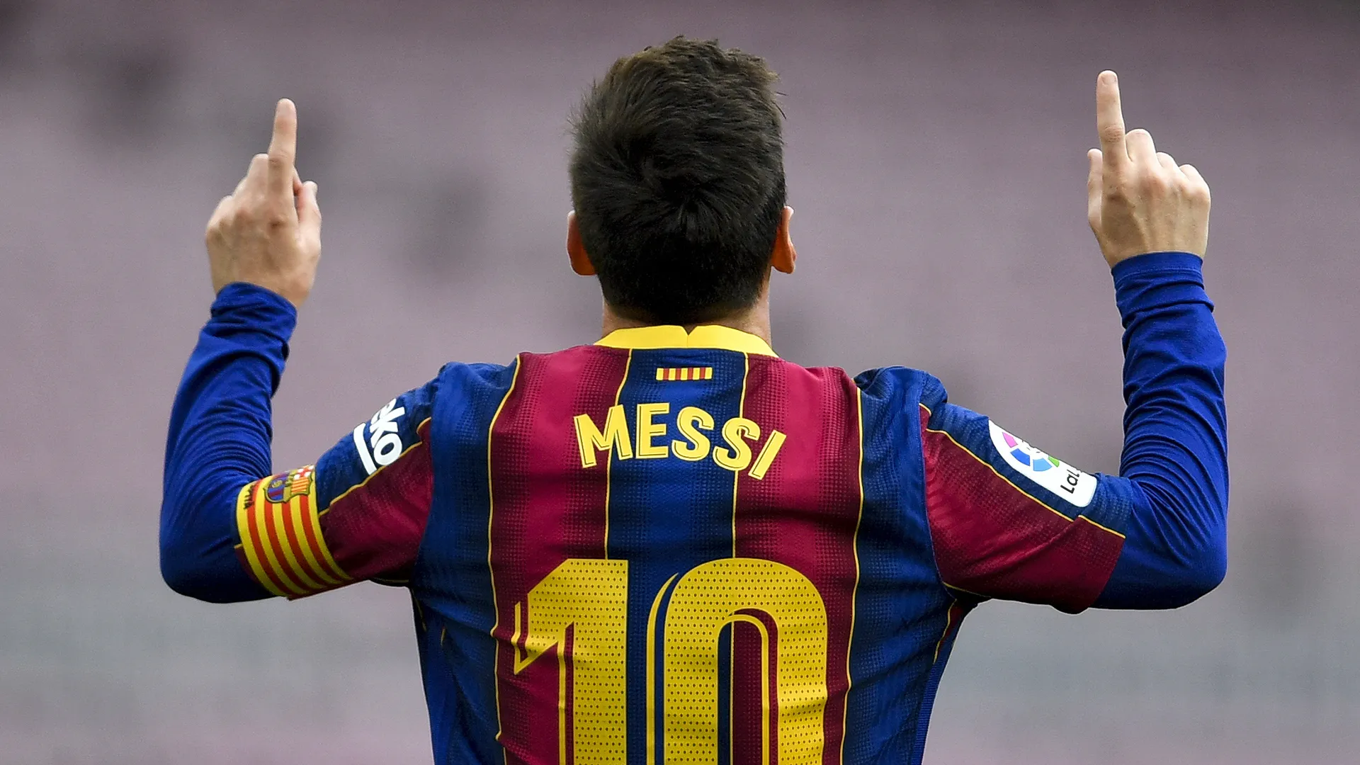 Under The Lights: "Messi"