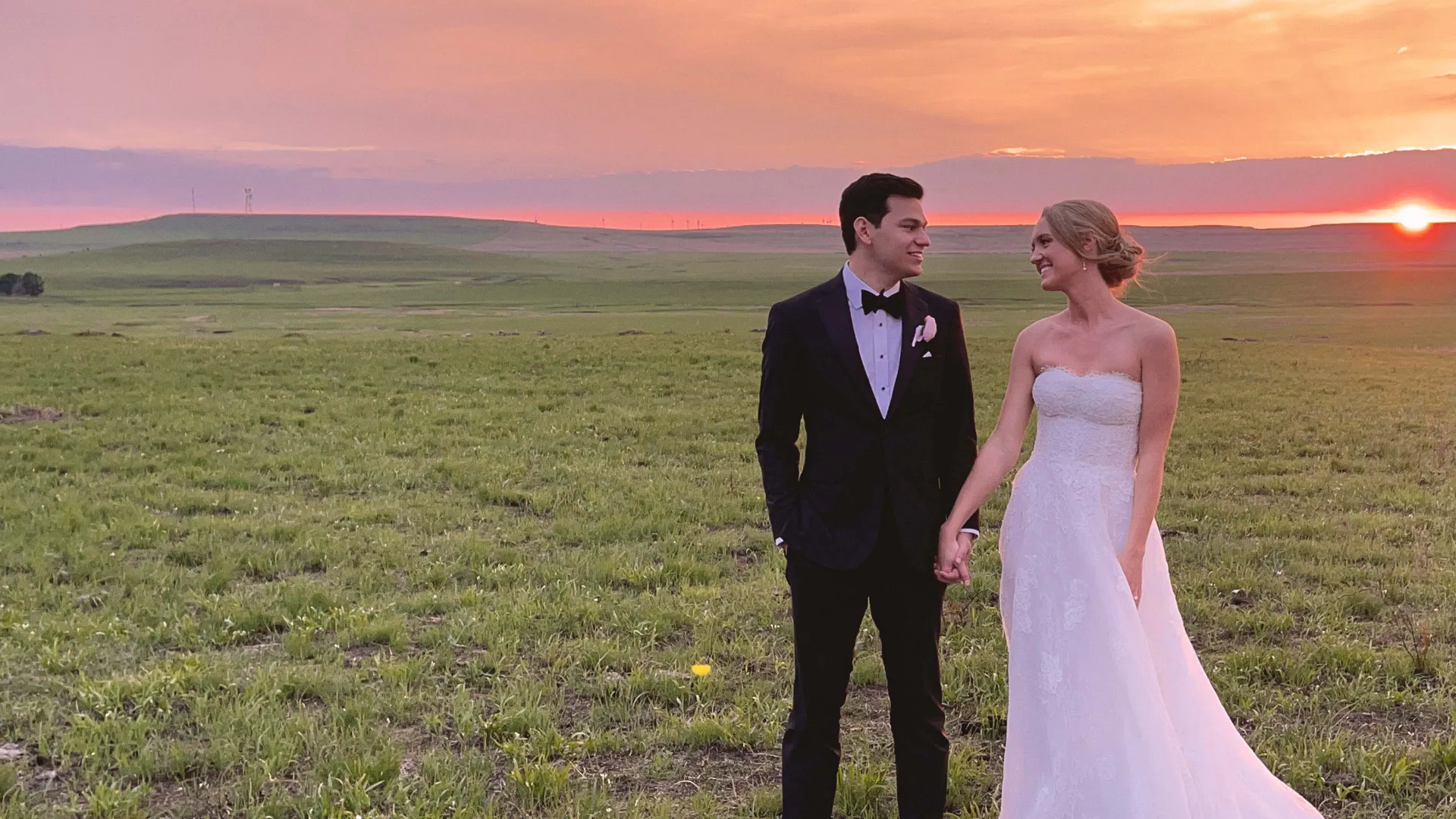 The Pioneer Woman: Ranch Wedding