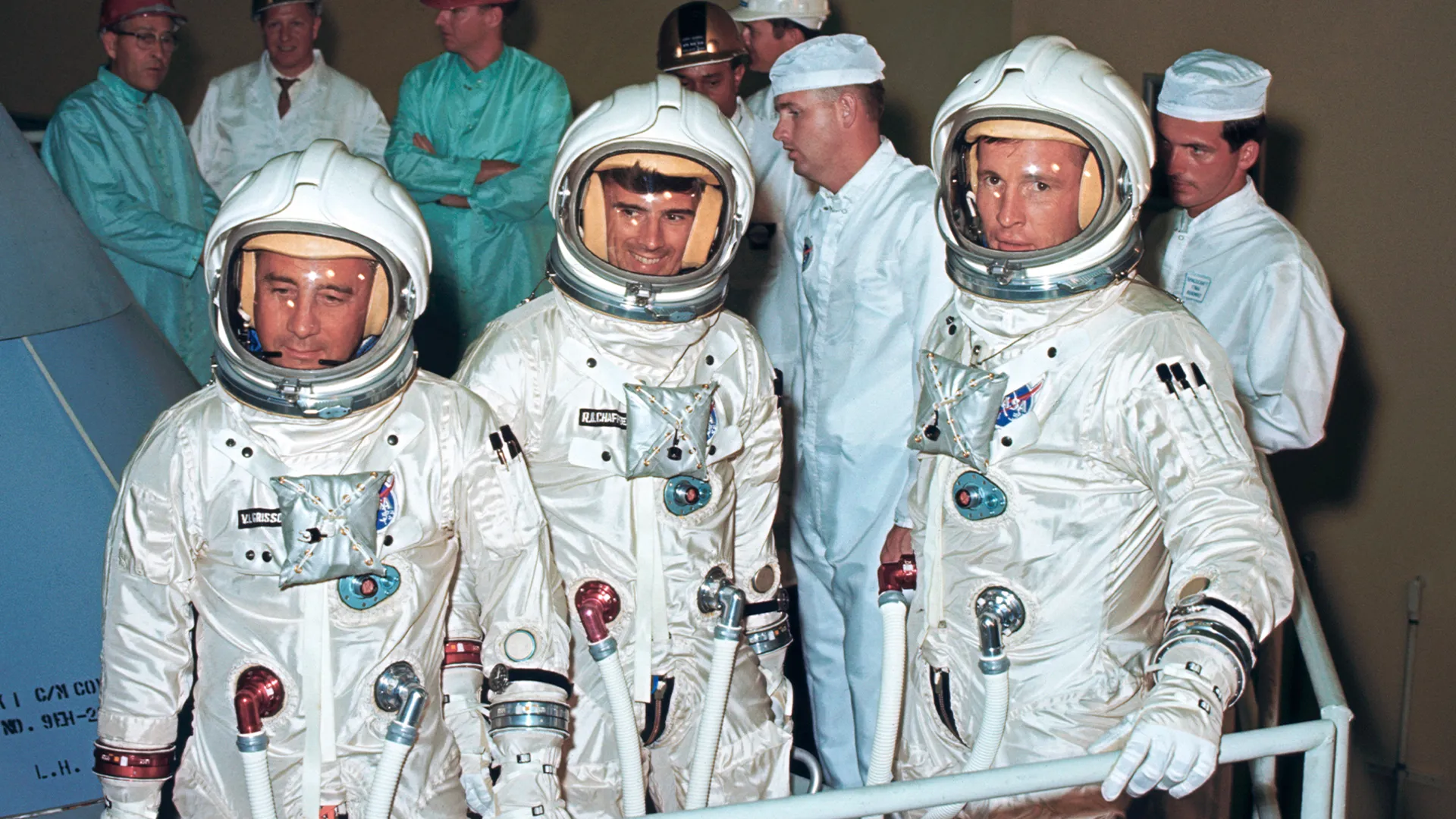Alcançando a Lua:  os heróis invisíveis da missão Apollo