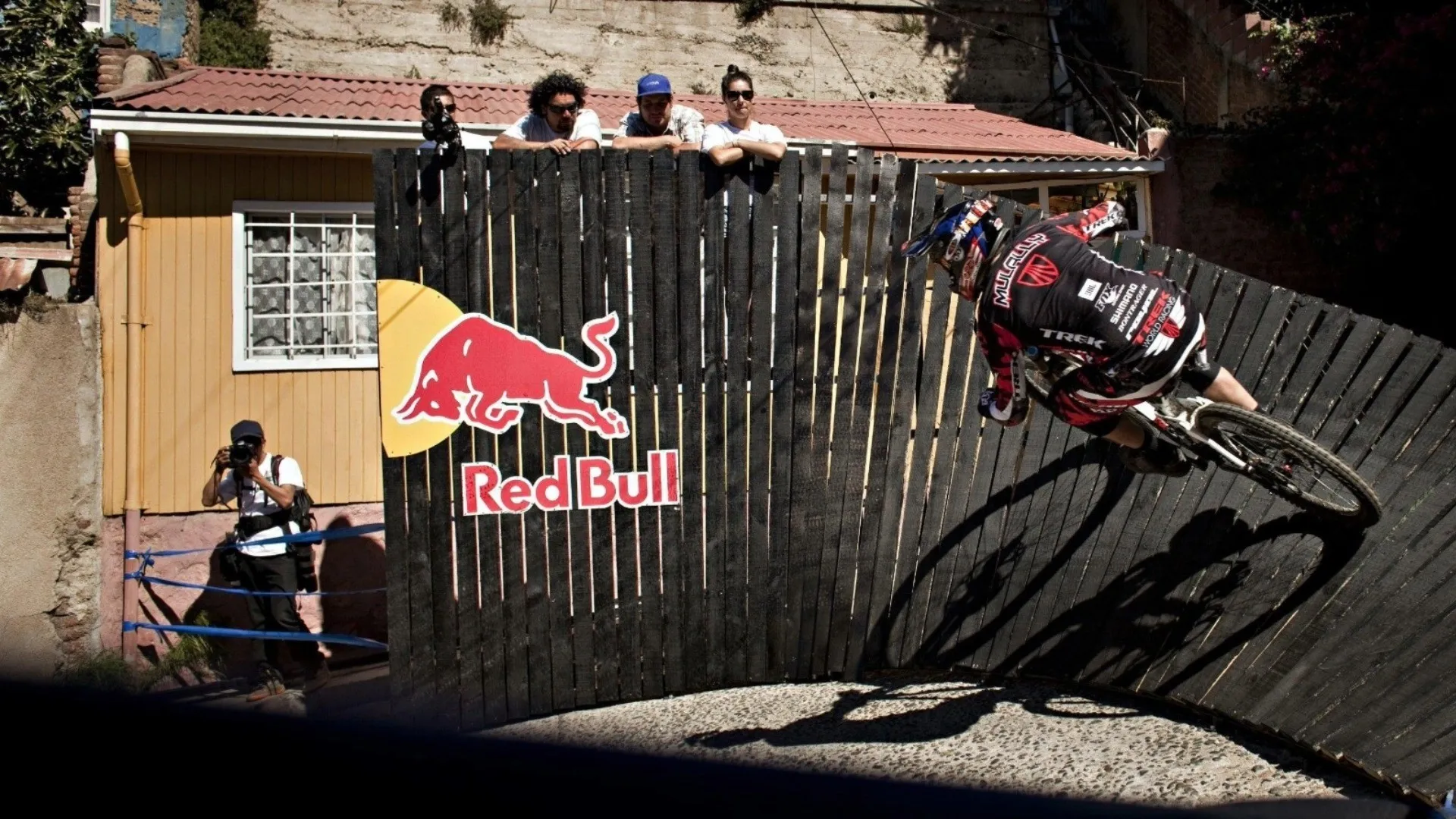 MTB-Downhill: 20 Jahre Red Bull Valparaíso Cerro Abajo