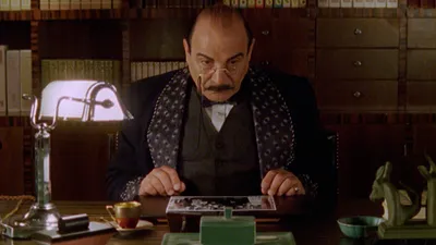 Agatha Christie: Poirot ES