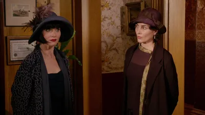 Los misteriosos asesinatos de Miss Fisher